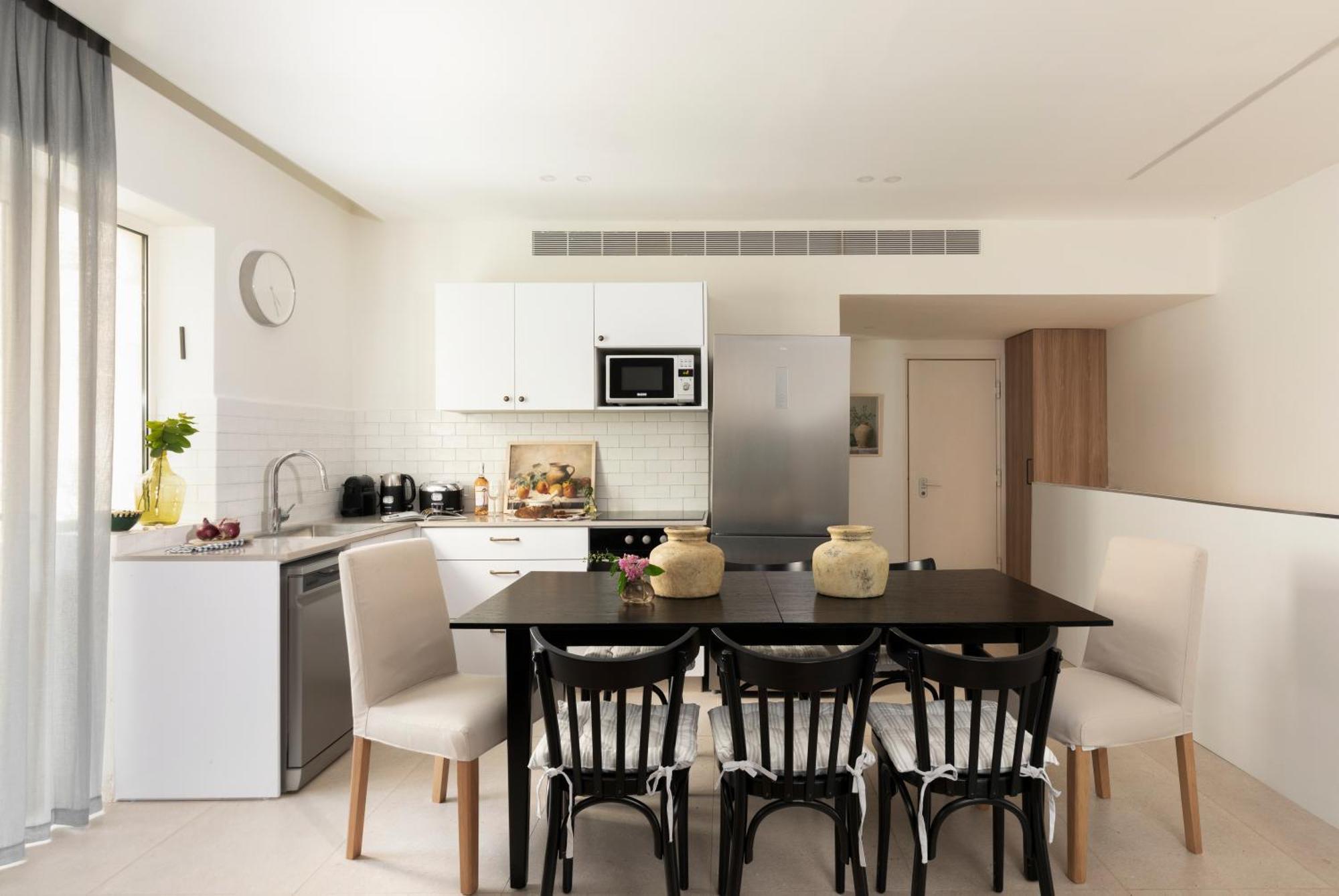 The J - Luxury Apartments By Localz เยรูซาเลม ภายนอก รูปภาพ