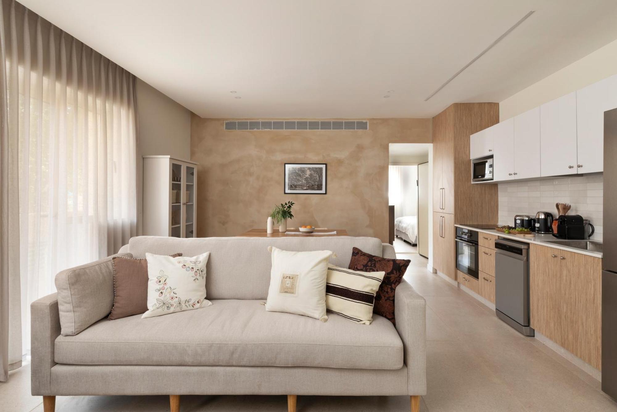 The J - Luxury Apartments By Localz เยรูซาเลม ภายนอก รูปภาพ