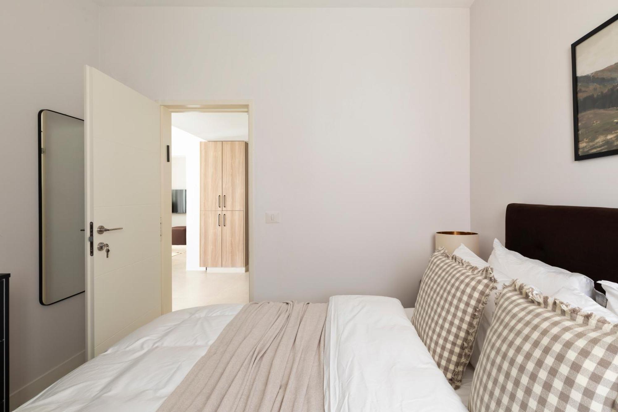 The J - Luxury Apartments By Localz เยรูซาเลม ภายนอก รูปภาพ